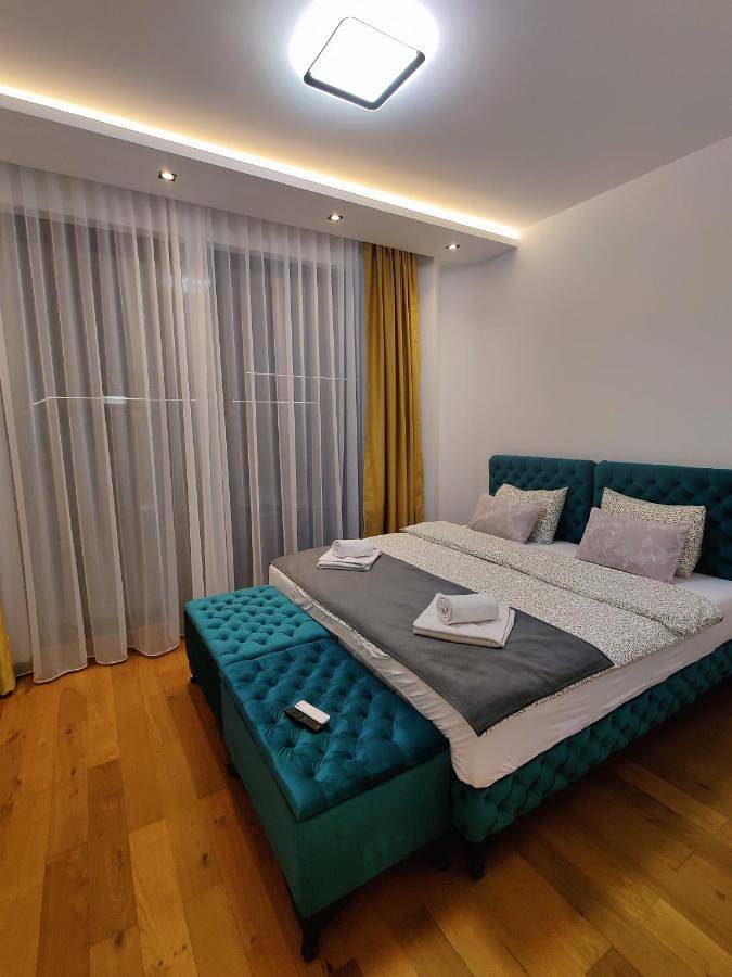 Gîte pour 7 personnes, avec vue ainsi que balcon et jardin à Novi Sad