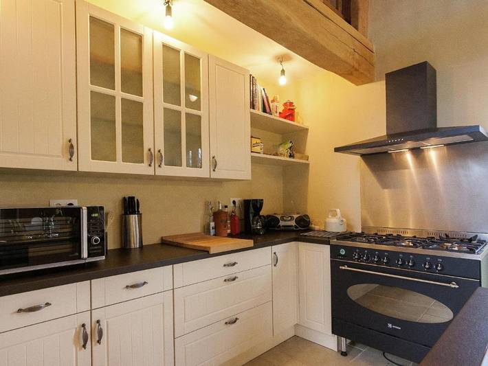 Location de vacances pour 6 personnes, avec Terrasse ainsi que Jardin et Piscine à Auriac - 2