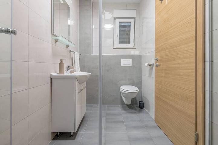 Villa pour 10 personnes, avec jardin et jacuzzi à Slatine - 4