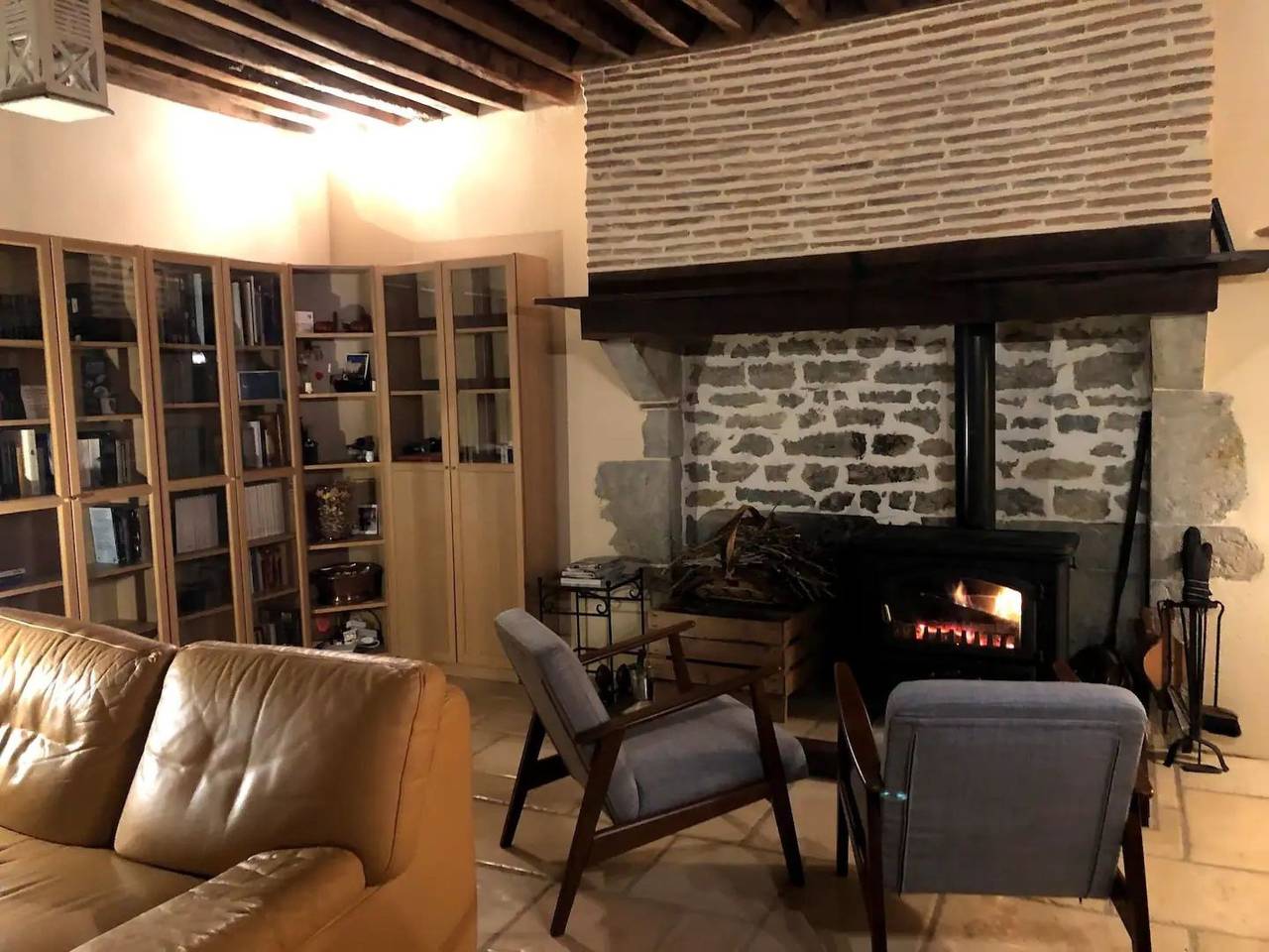 Landhaus mit eingezäuntem Garten in Crux-la-Ville, Nièvre