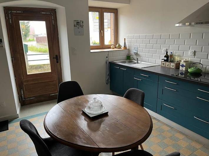 Gîte pour 2 personnes, avec terrasse, animaux acceptés dans Mérey-sous-Montrond