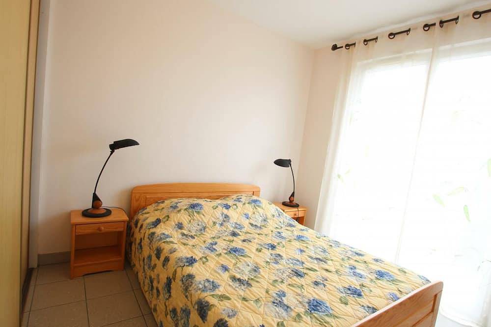 Maison spacieuse à La Hague avec animaux acceptés et parking in Biville, La Hague