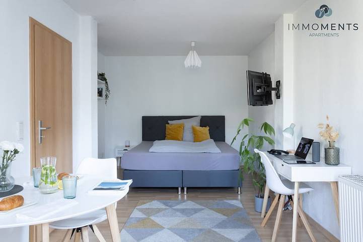 Ganze Wohnung, Appartement mit Netflix, Boxspringbett & Terrasse in Magdeburg, Elbe-Börde-Heide