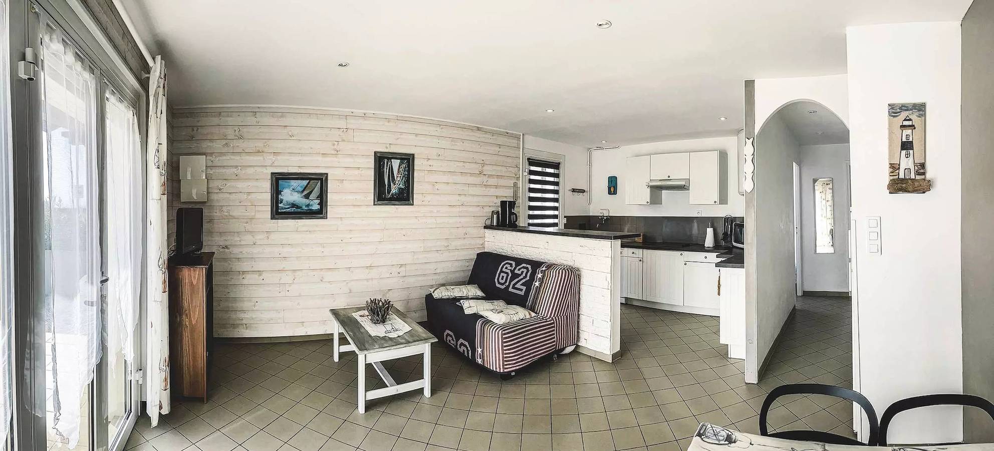 Villa "Dans Le Vent" Teil der Villa mit Terrasse nach Süden. Der Strand zu Fuß. in Hossegor, Côte d’Argent