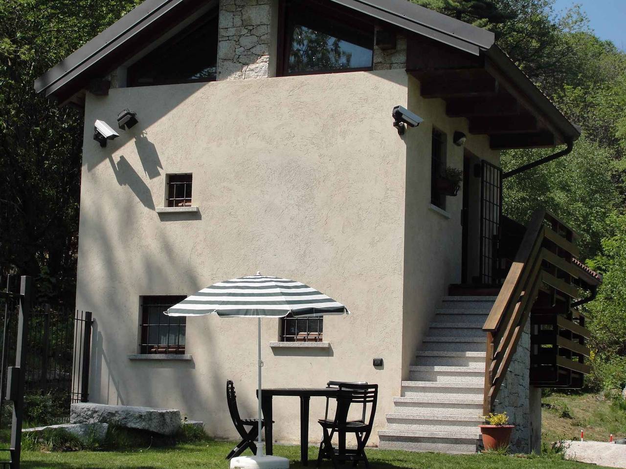Ferienhaus mit Garten  in Boleto (Madonna del Sasso), Madonna del Sasso