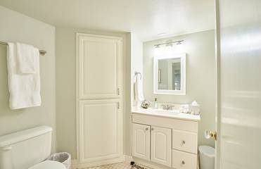 Vacation House for 9 Guests in Newberg, Willamette Valley, Picture 2