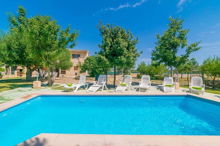 Villa für 12 Personen, mit Terrasse und Garten - 1