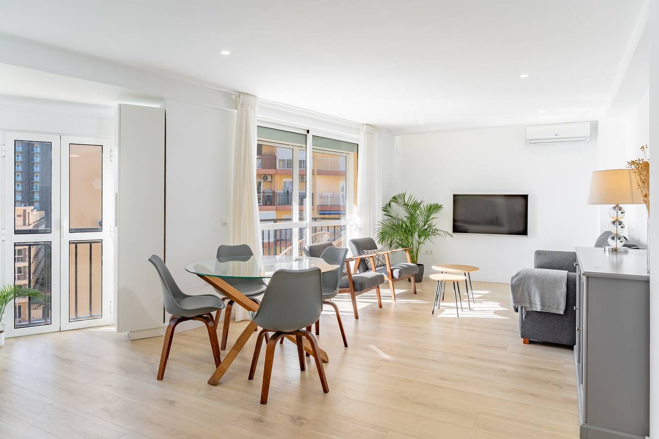 Apartamento inteiro, Apartamento 'Playamar - Torremolinos' com Vista Mar, Wi-Fi e Ar Condicionado in Playa Los Álamos, Torremolinos