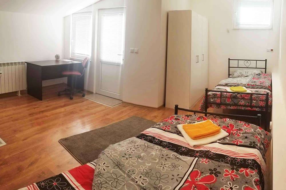 Ganze Wohnung, Eine geräumige 3 Zimmerwohnung in Bad Abbach in Bad Abbach, Ostbayern