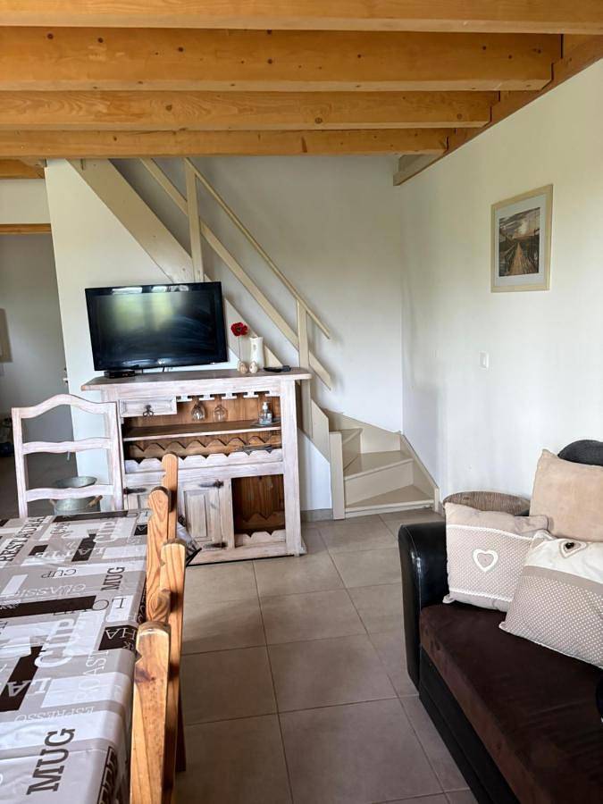 Location de vacances pour 6 personnes, avec Terrasse et Vue à Montferrat - 3