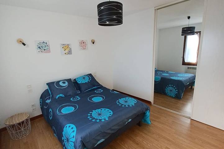 Location de vacances pour 6 personnes, avec jardin et terrasse à Marcillac-Saint-Quentin - 2
