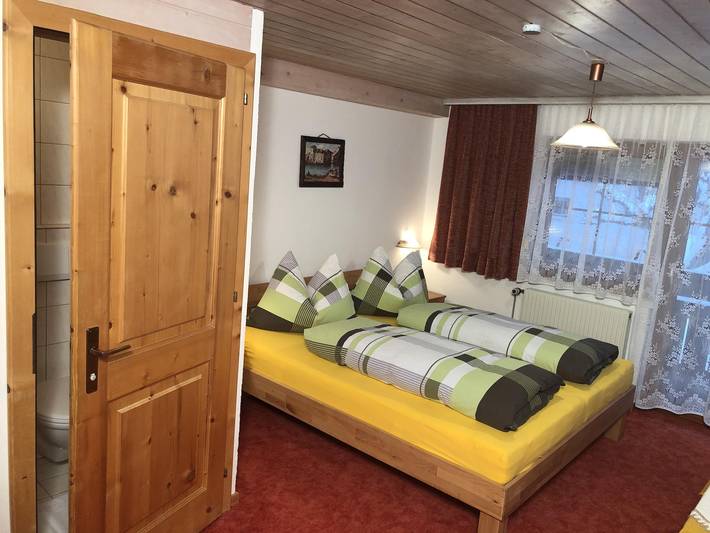 Pension pour 2 personnes, avec jardin et balcon, adapté aux familles à Bach - 4