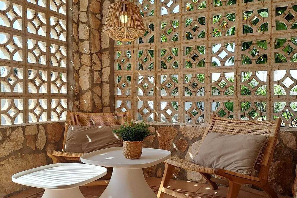 Mas Vilet by Unik Vacation in Catllar, Costa Dorada