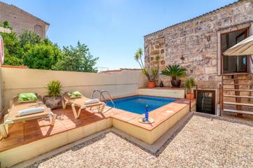 Holiday home in Muro, North Majorca für 8 