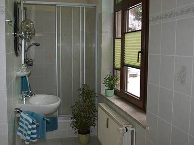 Ganze Ferienwohnung, Pension Zum Burschen - Dreibettzimmer mit Du/Wc in Wartburg, Eisenach