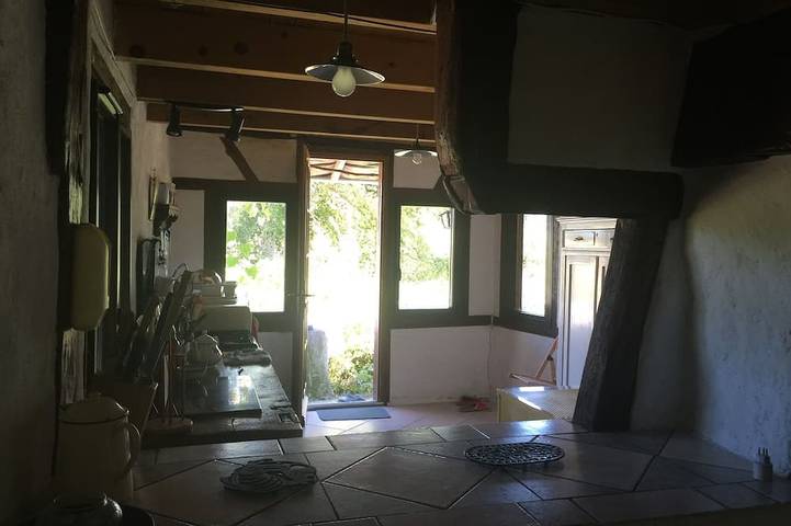 Gîte pour 8 personnes, avec piscine et jardin à Montpont-en-Bresse - 3