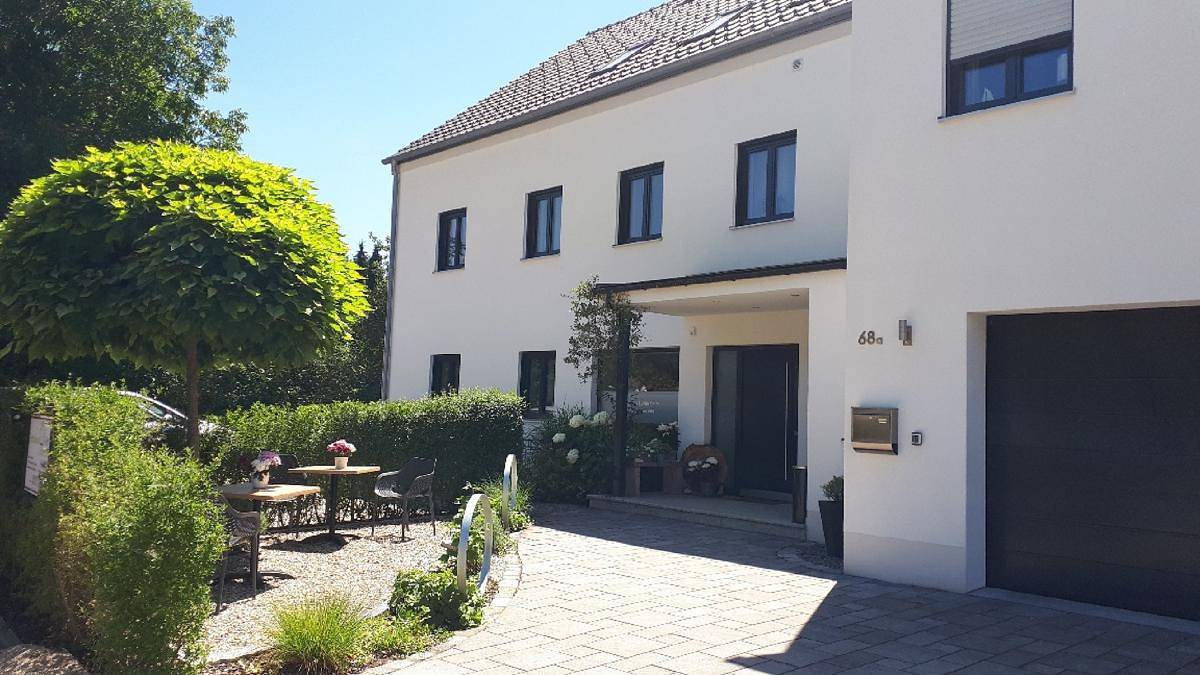 Gästehaus Lodermeier - Einzelzimmer in Bad Abbach, Ostbayern