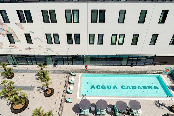 Apartmenthotel für 2 Personen, mit Terrasse und Garten sowie Pool