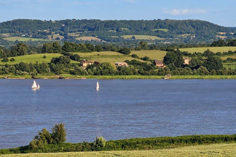 The Riverside Retreat in Gloucestershire