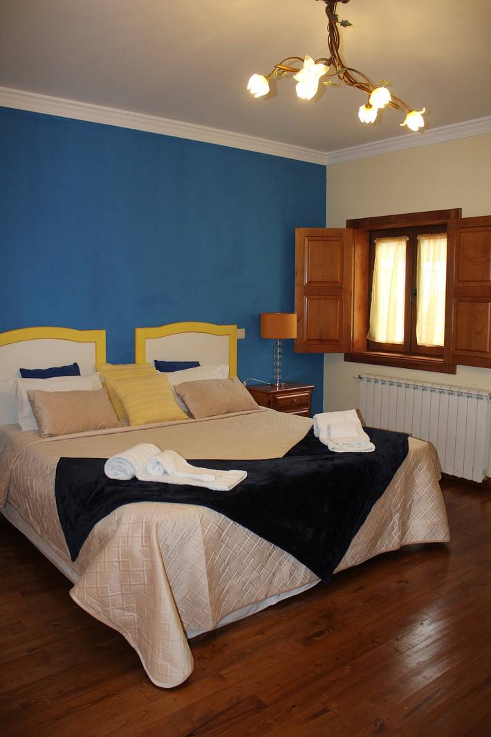 Double Room 4 - Solar de Rabal with Private Bathroom in Rabal, Parque Natural de Montesinho
