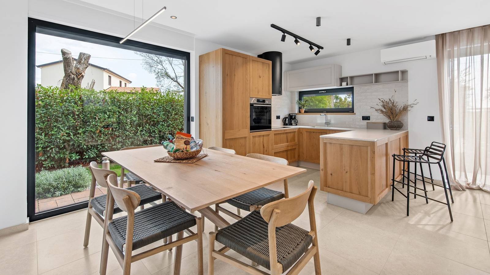 Charmante Villa Vallis mit Swimmingpool, Whirlpool und Sauna in Grad Poreč, Porec und Umgebung