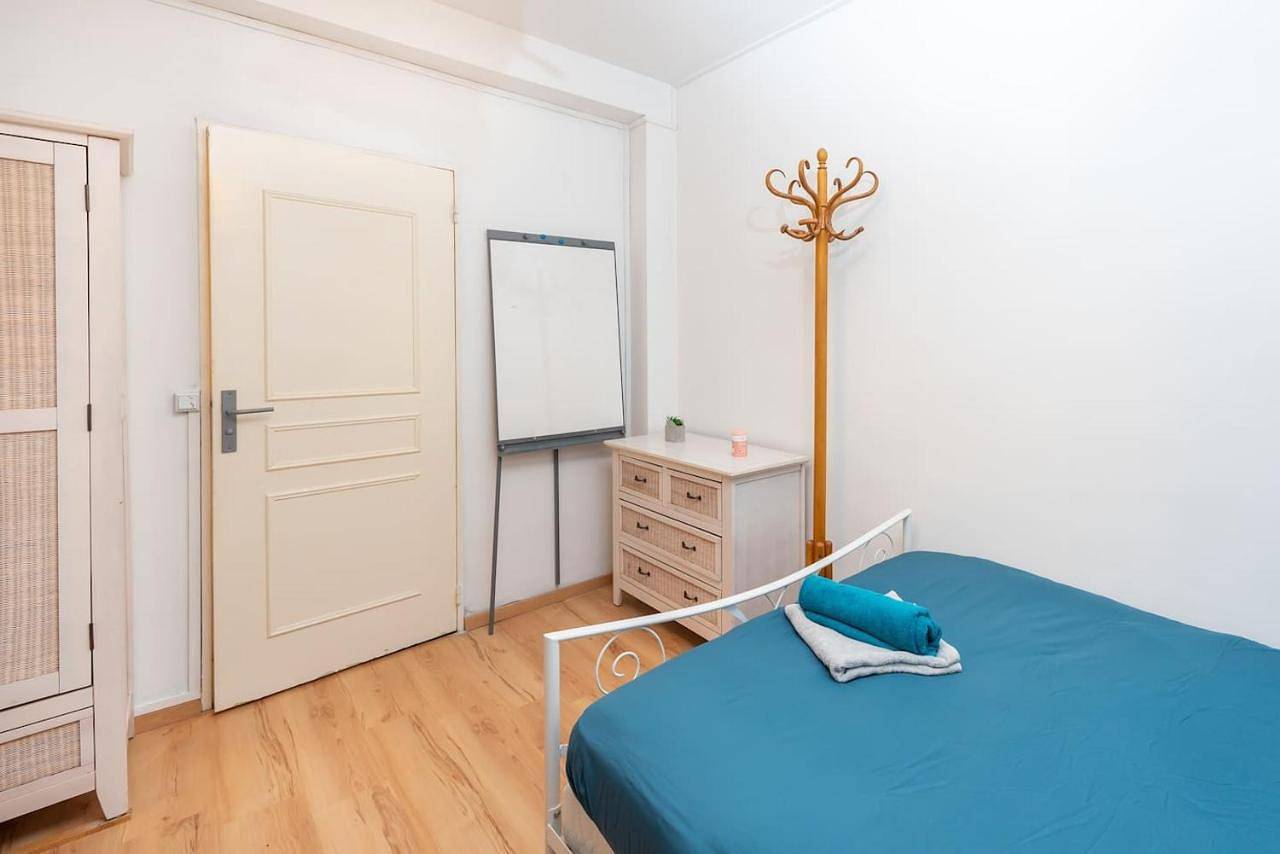 Appartement entier, Three-Bedroom Apartment in Amiens, Région d'Amiens