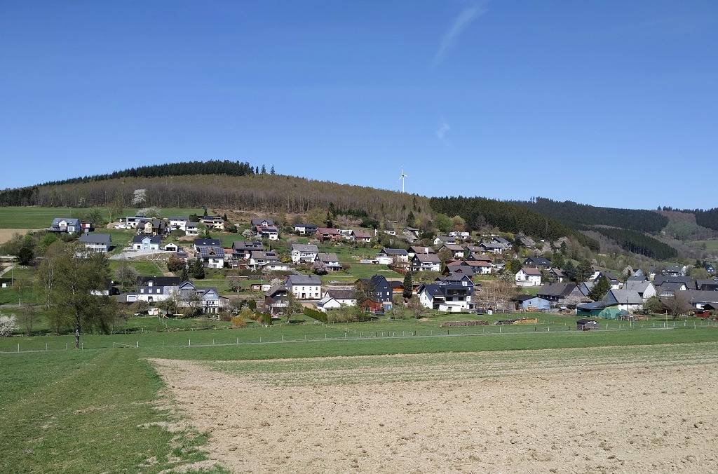 Ganze Wohnung, Ferienwohnung Hof 22 - Ferienwohnung mit Terrasse in Hilchenbach, Kreis Siegen-Wittgenstein