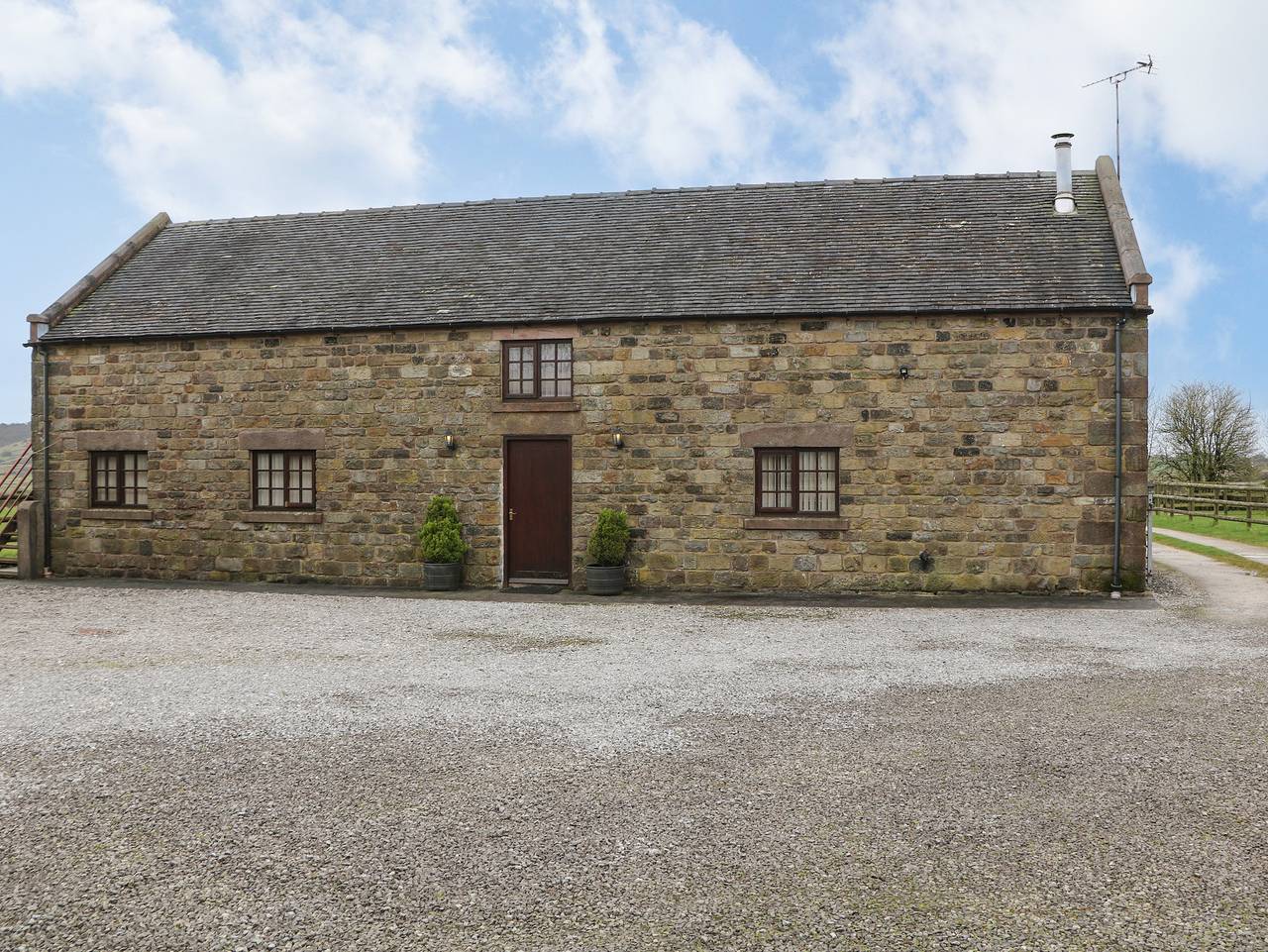 Cottage for 14 People in Peak District, Midlands