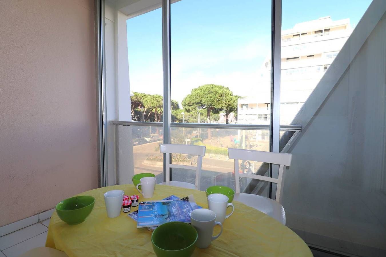 Appartement de vacances entier, 3 pièces climatisé avec wifi centre ville 500m plage in La Grande-Motte, Côte d'Améthyste