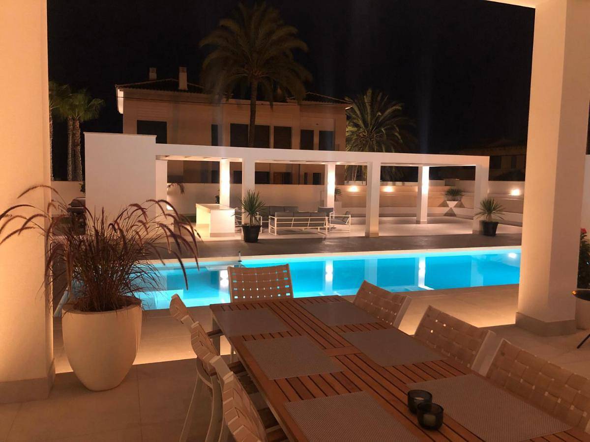 Luxury Seaside Villa with private pool in Cabo Roig in Cabo Roig, Costa Blanca