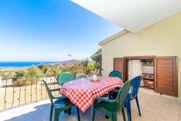 Maison De Vacances pour 9 Personnes dans Trinità d'Agultu e Vignola, Olbia-Tempio, Photo 1