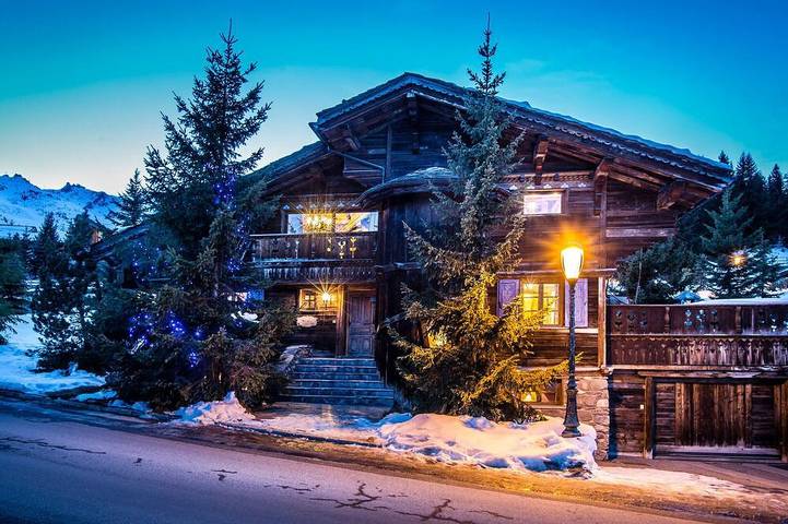 Chalet pour 4 personnes, avec sauna et piscine dans Courchevel 1850
