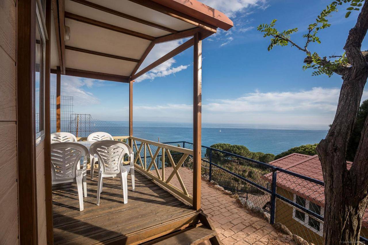 Camping Roca Grossa in Platja de la Cabra (Calella), Calella