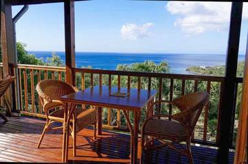 Gîte pour 2 personnes, avec vue ainsi que jardin et terrasse dans Plage Leroux