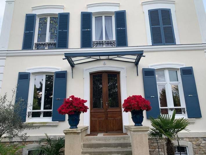 Location de vacances pour 10 personnes, avec jardin à Eaubonne - 2