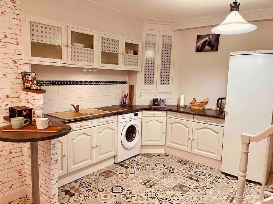 Appartement entier, Two-Bedroom Apartment in Chauvigny, Vienne (France)