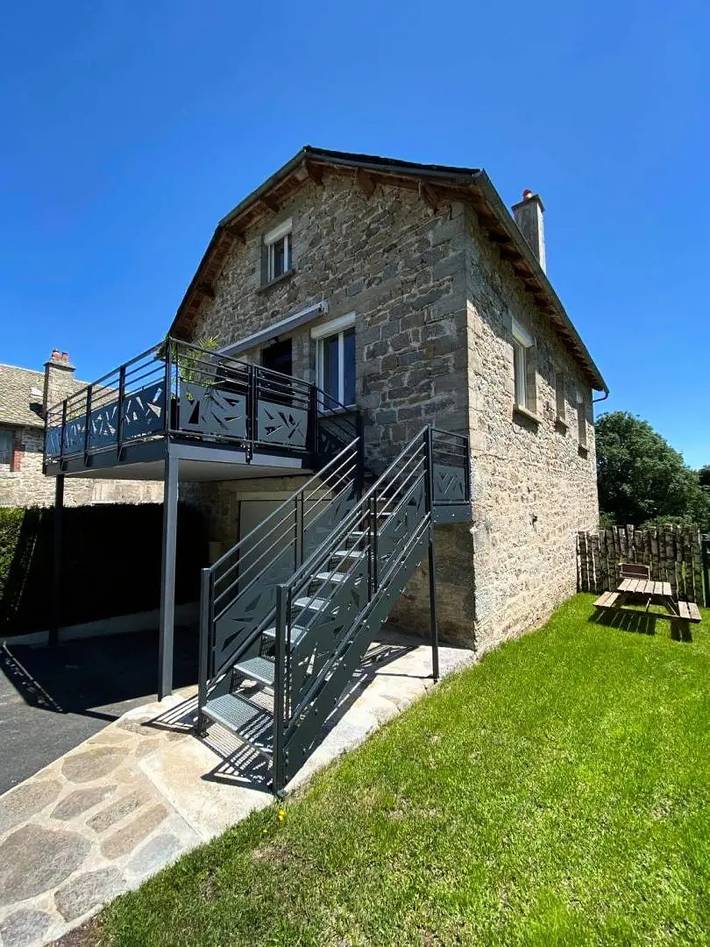 Casa de huéspedes para 8 personas, con piscina y jardín - 1