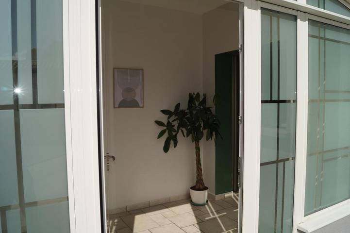Chambre d’hôte pour 2 personnes, avec piscine ainsi que terrasse et jardin dans la Loire - 3