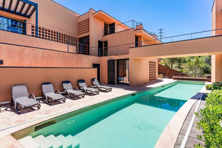 Chalet para 12 personas, con piscina, Se admiten mascotas en Provincia de Barcelona - 2