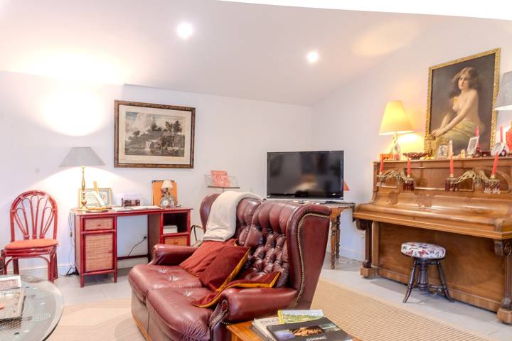 Maison de vacances 'La Maison De Joséphine' avec terrasse privée et Wi-Fi in Montignac-Charente, Charente
