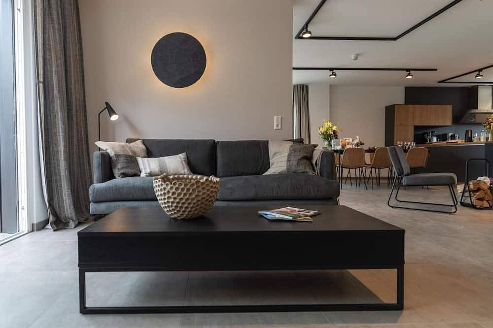 Luxus- Ferienhaus am Fluß, barrierefreies Erdgeschoss, Garten, Sauna, Kamin, in Mulfingen, Hohenlohe