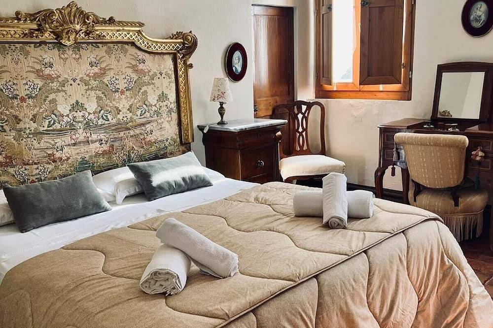 Podere Il Boschetto - Luxury Estate in Siena in Siena, Siena Province