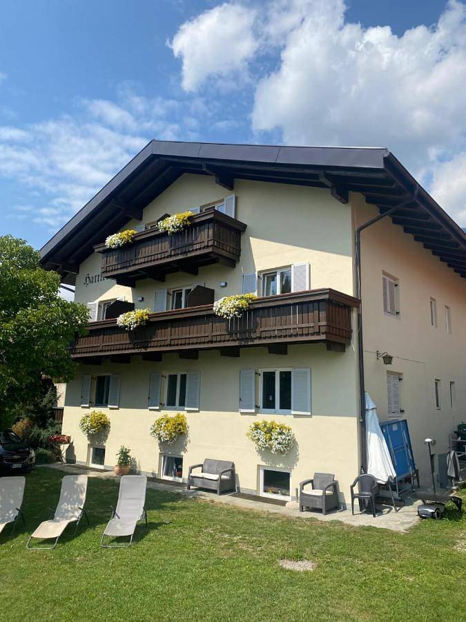 Garni Hattlerhof B&B in Sankt Georgen, Bruneck