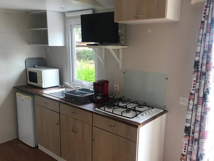 Camping de Kerabus - Mobilheim 4 personen - 2 Zimmer -Holzterrasse - Tv in Carnac, Côte des Mégalithes