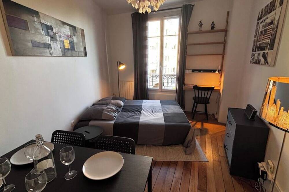 Apartamento entero, Cosy 2-room apartment near Paris, La Défense, Versailles, Roland Garros. in Suresnes, Altos del Sena