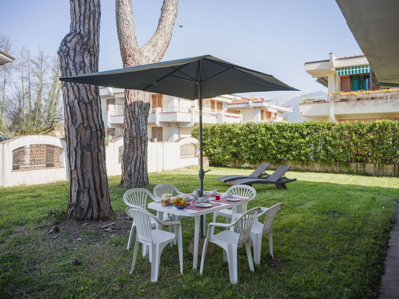 Ganze Wohnung, Grande Appartamento - Grande Appartamento 649.1 in Marina di Massa, Massa