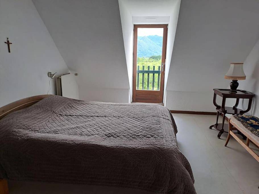 Appartement entier, Grand appartement 4/5 personnes in Bartrès, Hautes-Pyrénées