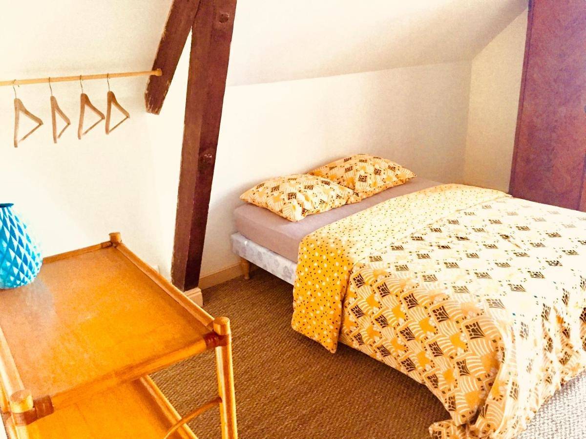 Chambres chez l'habitant et table d'hôtes Crocq "le vieil hôtel" in Crocq, Parc Naturel Régional de Millevaches en Limousin