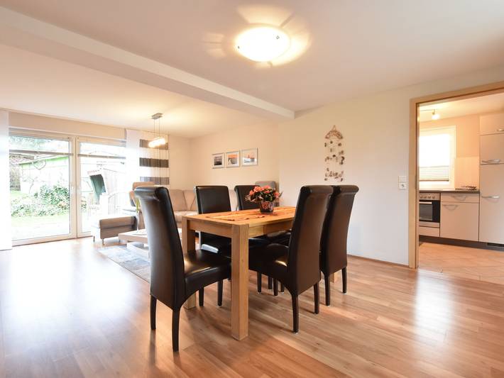 Ferienhaus für 4 Personen, mit Terrasse und Garten, kinderfreundlich in Hohenkirchen - 3