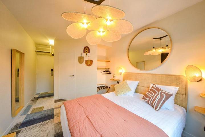 Hôtel pour 2 personnes, animaux acceptés à La Chapelle-Saint-Luc - 3